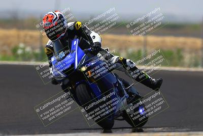 media/Jun-07-2025-TrackDaz (Sat) [[4413525952]]/B Group/220pm (Turn 9)/